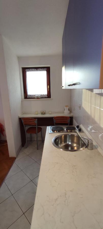 Apartments Villa Anna โปดสตรานา ภายนอก รูปภาพ