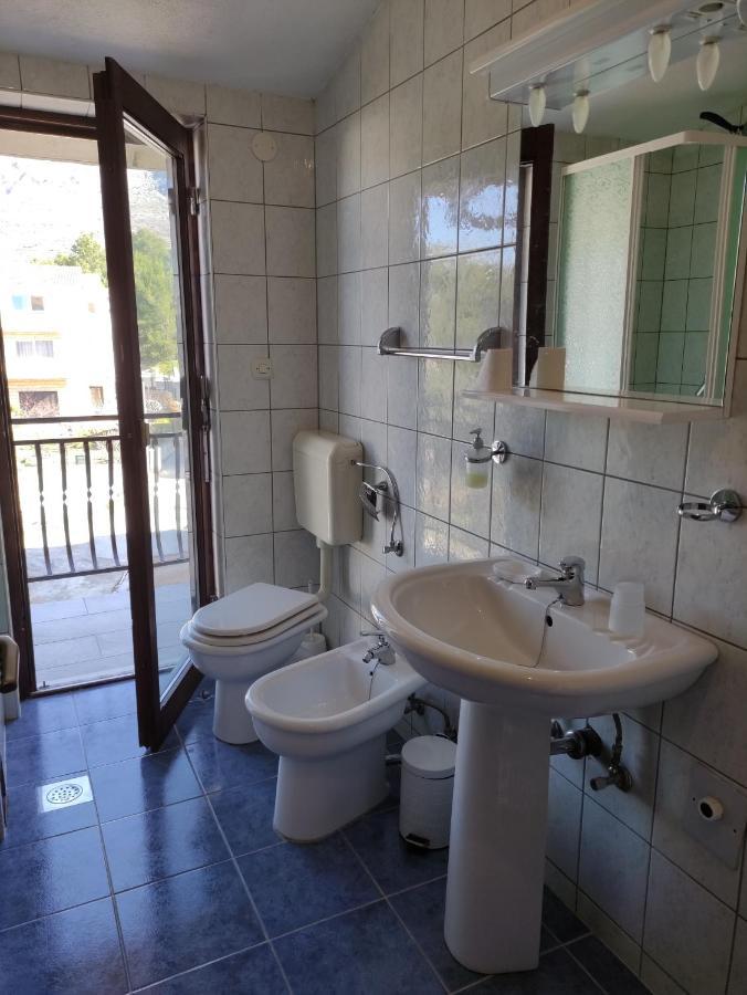 Apartments Villa Anna โปดสตรานา ภายนอก รูปภาพ